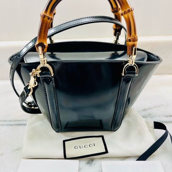 Gucci Black Patent Leather in Bag with Bamboo Handle - Picture 5 of 14